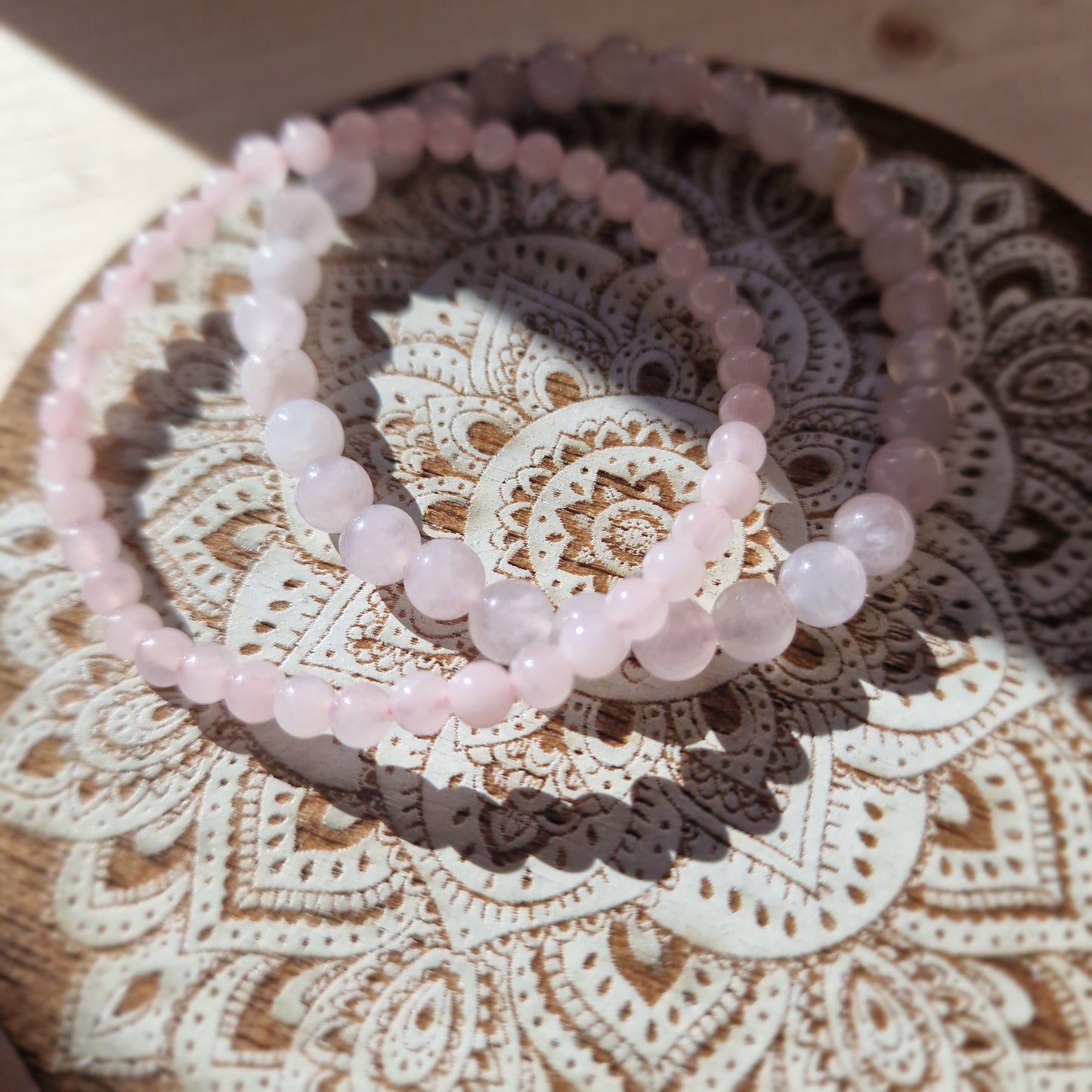 Pulsera Cuarzo Rosa ~ Amor, Armonía y Sanación ~ 4 y 6mm