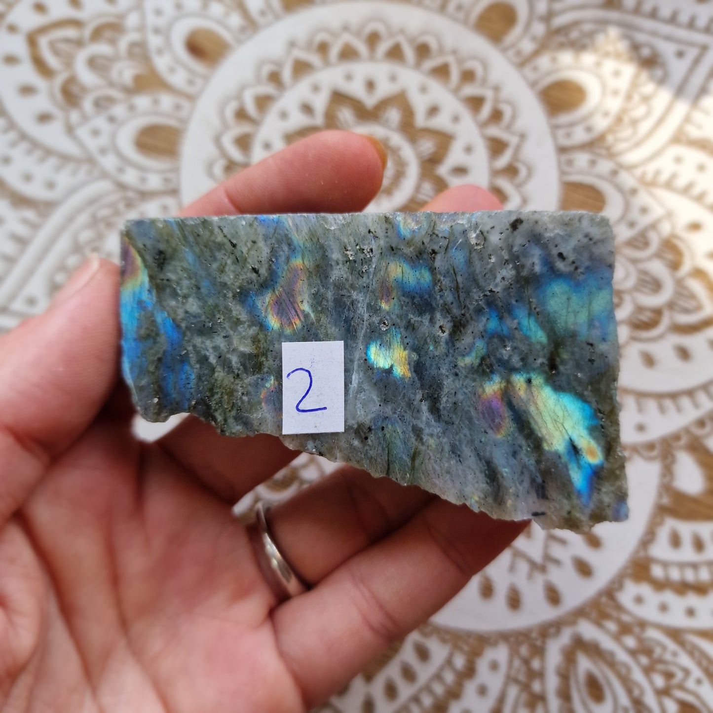 ✨ Labradorita ~ Medianos portales de intuición y protección ✨