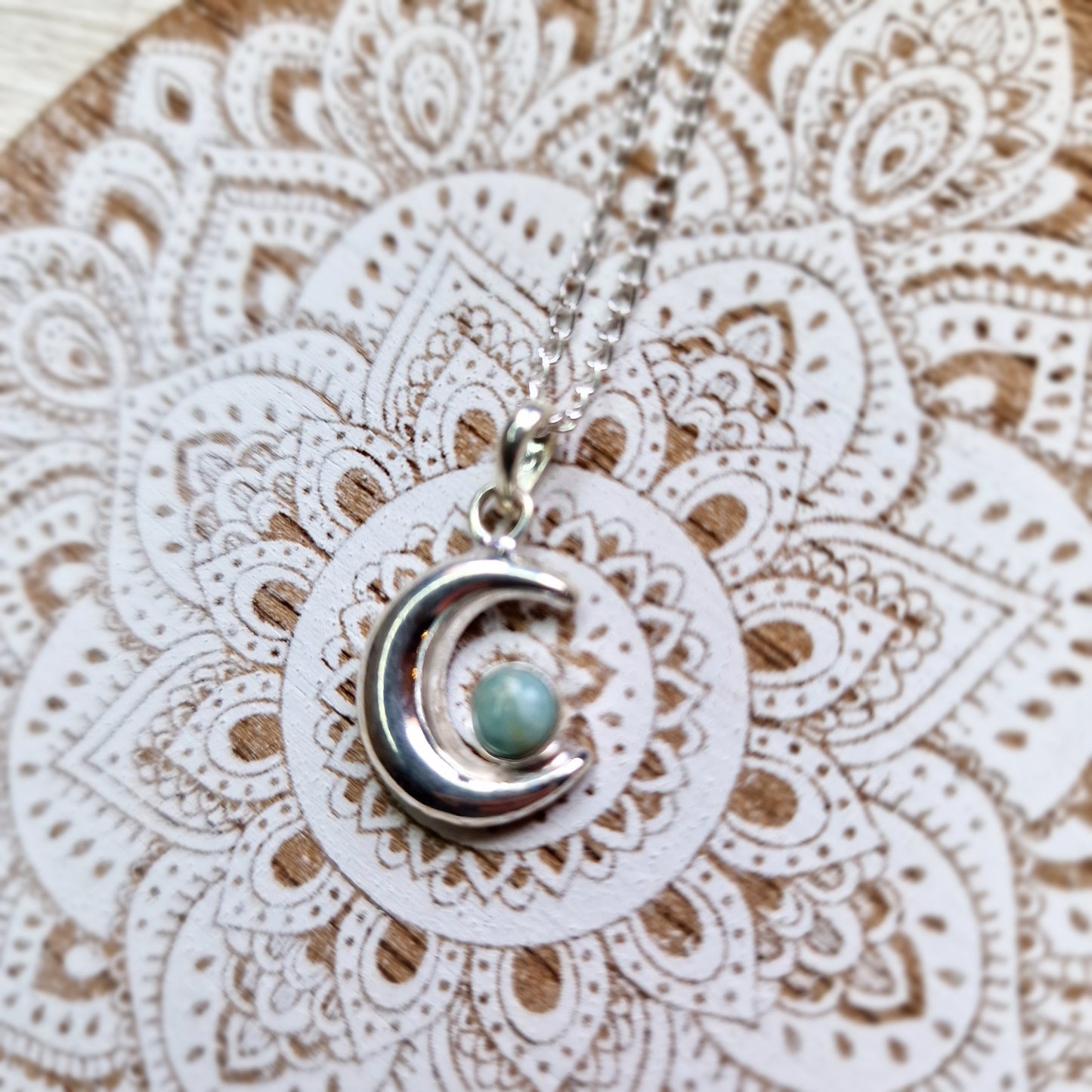 Colgante de Plata ~ Luna con Amazonita ~ Calma y Equilibrio