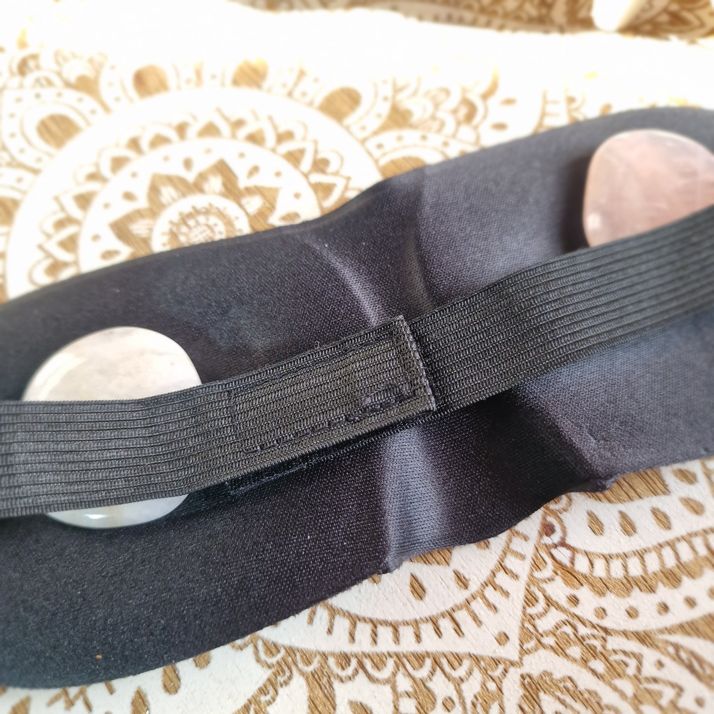 Antifaz de Relajación Ocular con Cuarzo Rosa