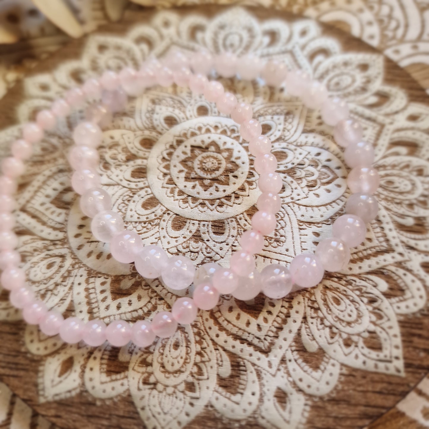 Pulsera Cuarzo Rosa ~ Amor, Armonía y Sanación ~ 4 y 6mm