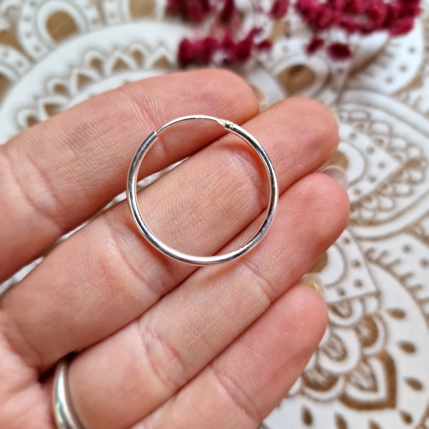 Pendientes de Aro de Plata de Ley 925 ~ Elegancia y Estilo