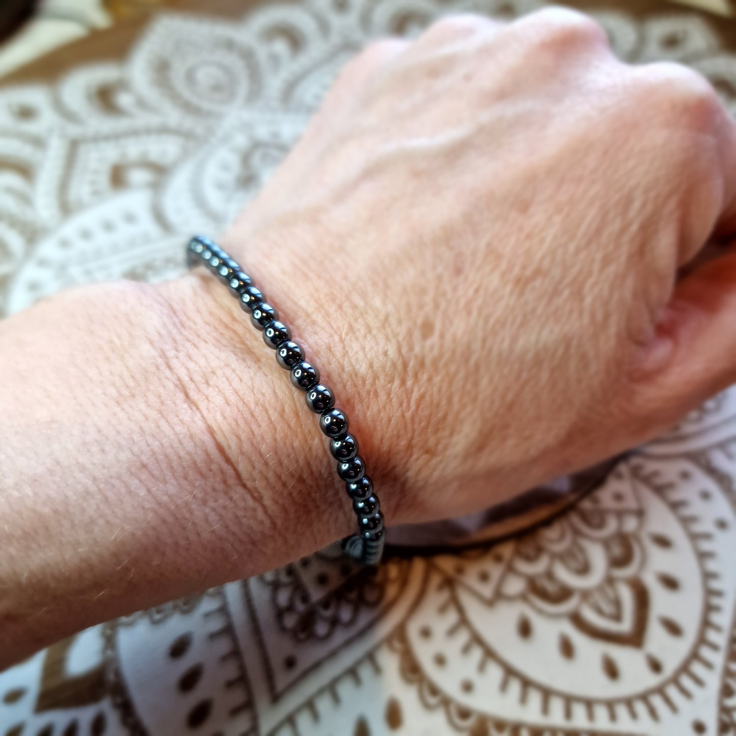 Pulsera de Hematite 4mm - Fuerza Interior y Determinación