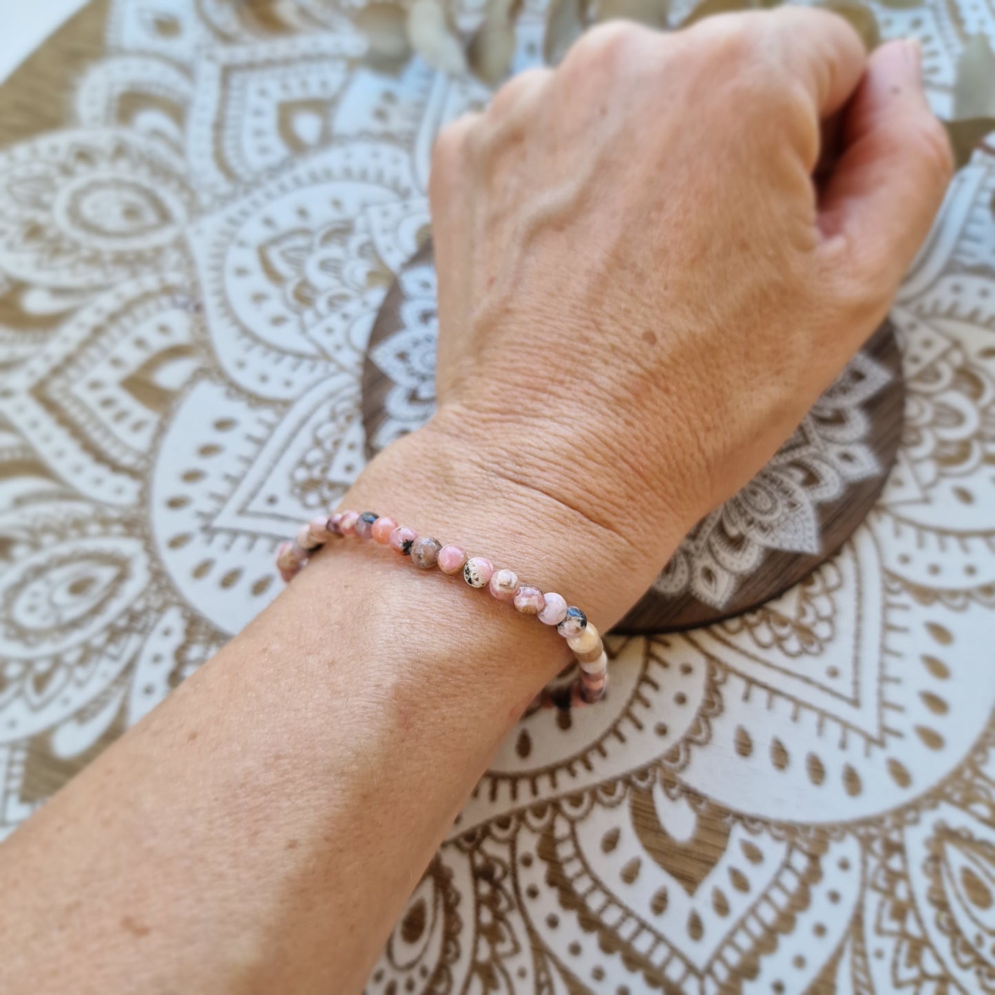 Pulsera de Rodocrosita 4mm ~ Amor propio y equilibrio emocional
