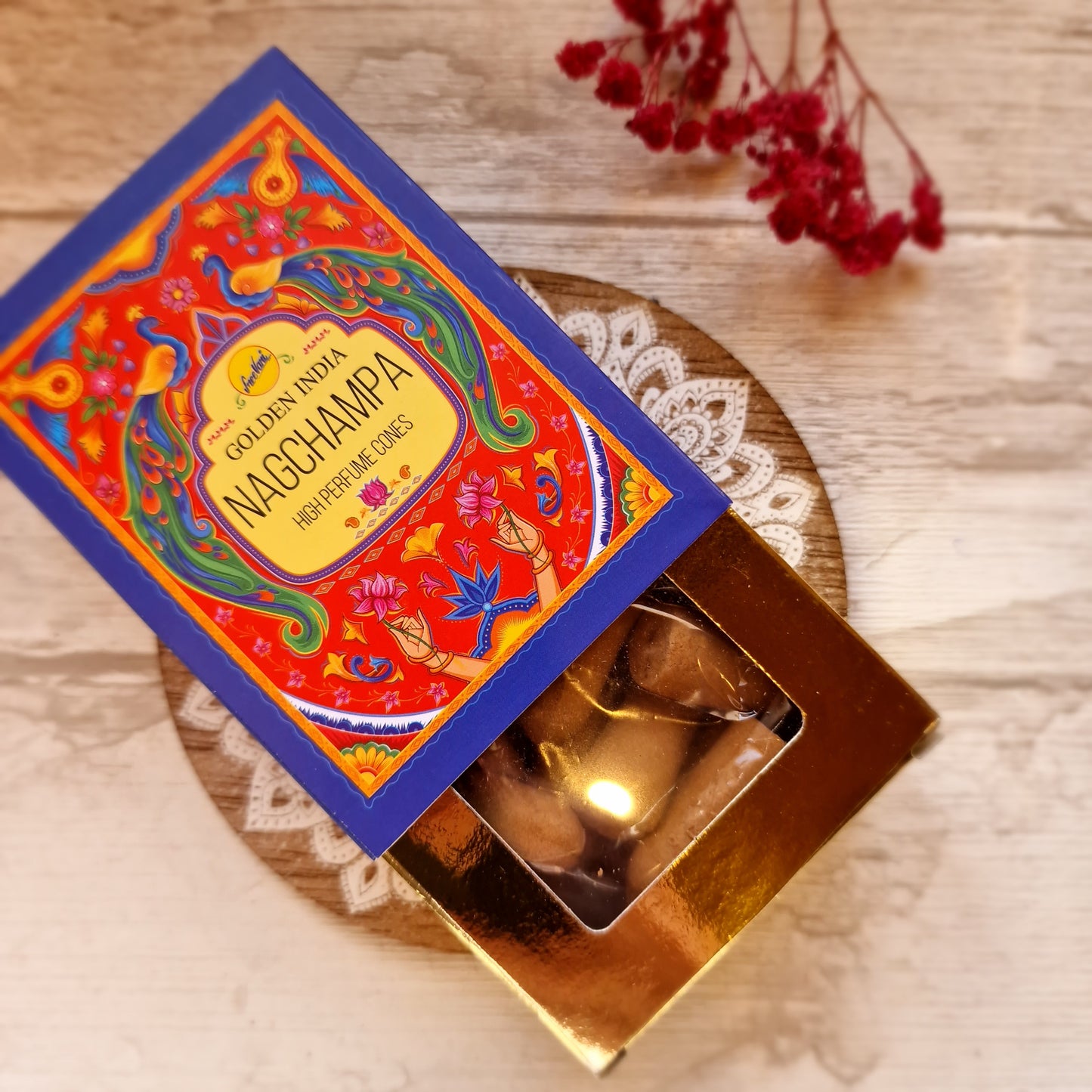 Conos de reflujo Nag Champa