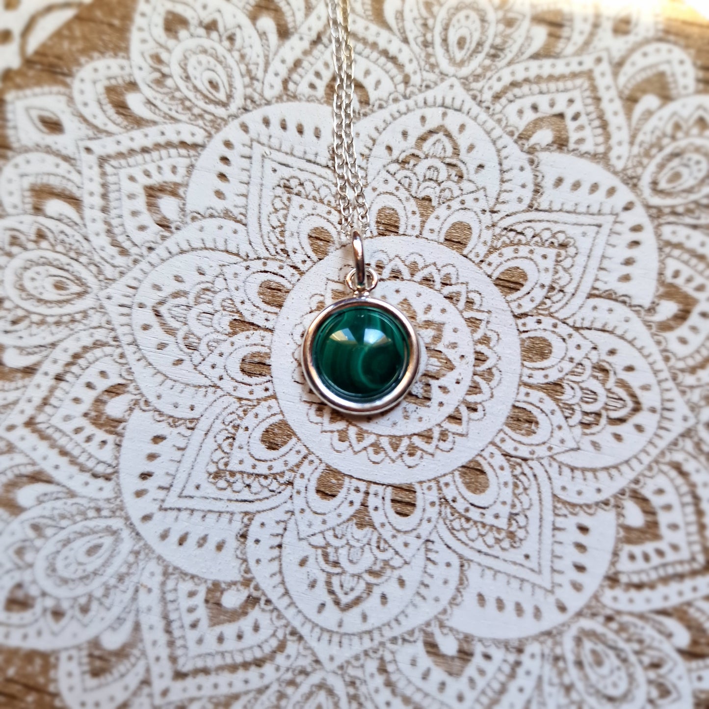 Colgante de Plata con Malaquita ~ Protección y Transformación Interior