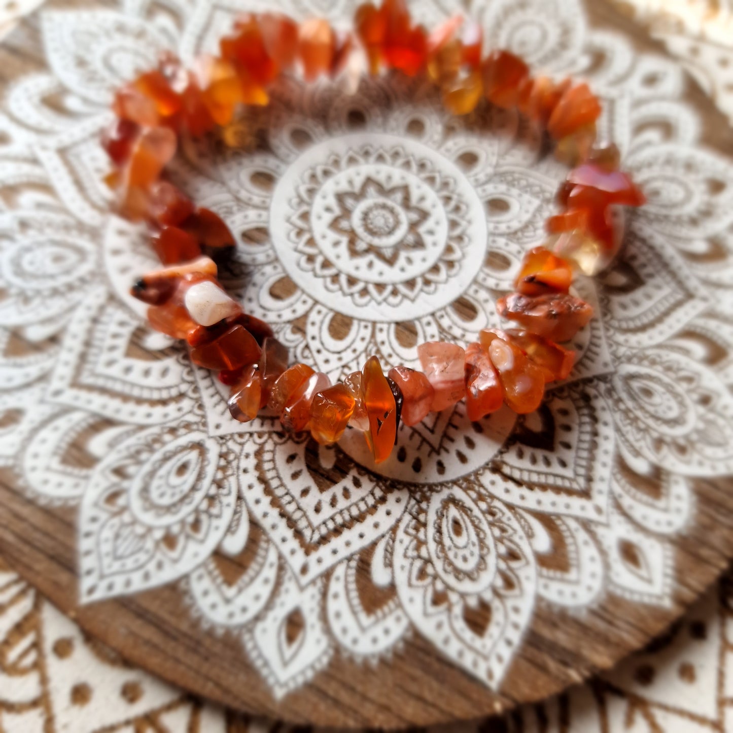 Pulsera de Chips de Carneola ~ Energía Vital y Confianza Interior