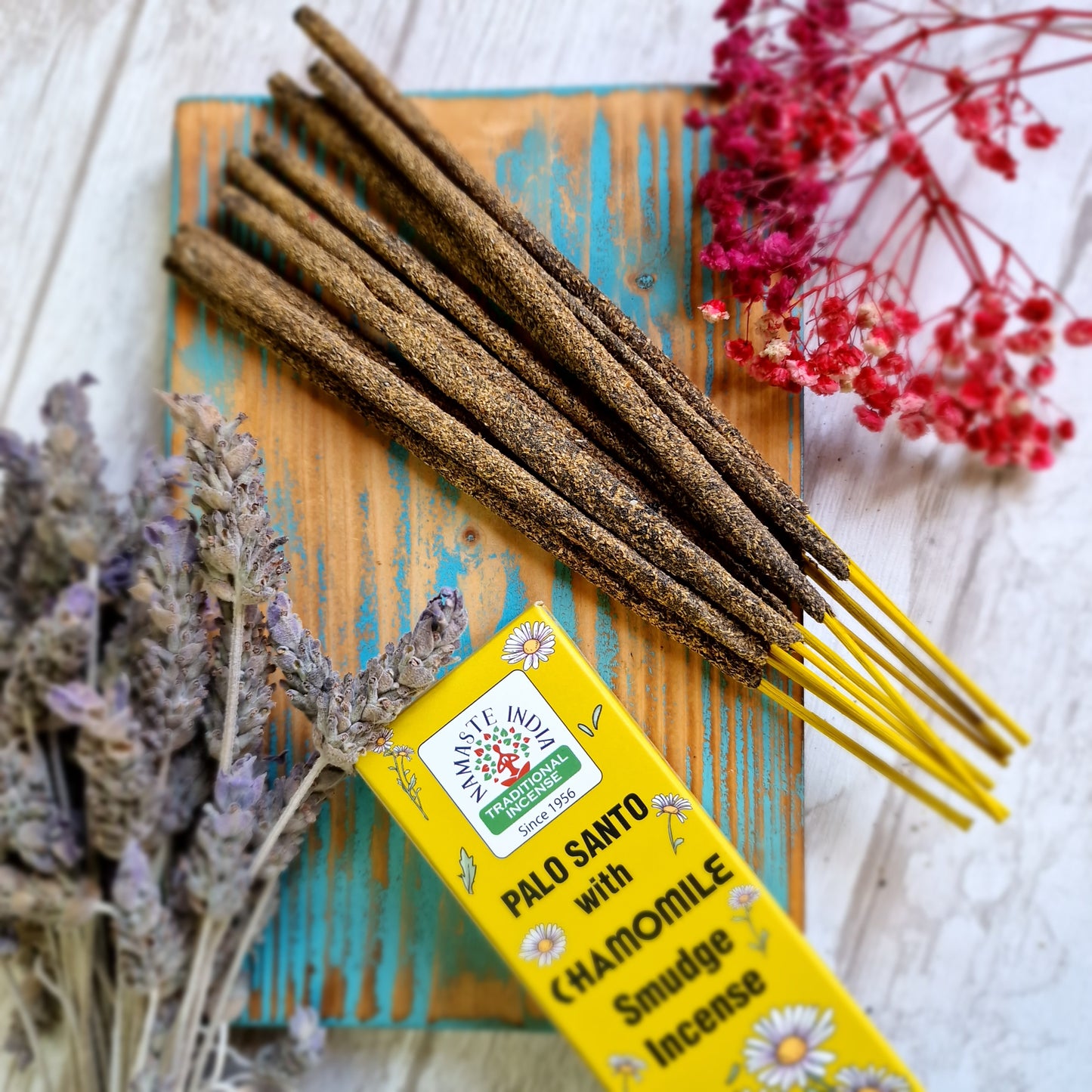 Incienso natural de Palo Santo y Manzanilla Orgánico ~ Relajación