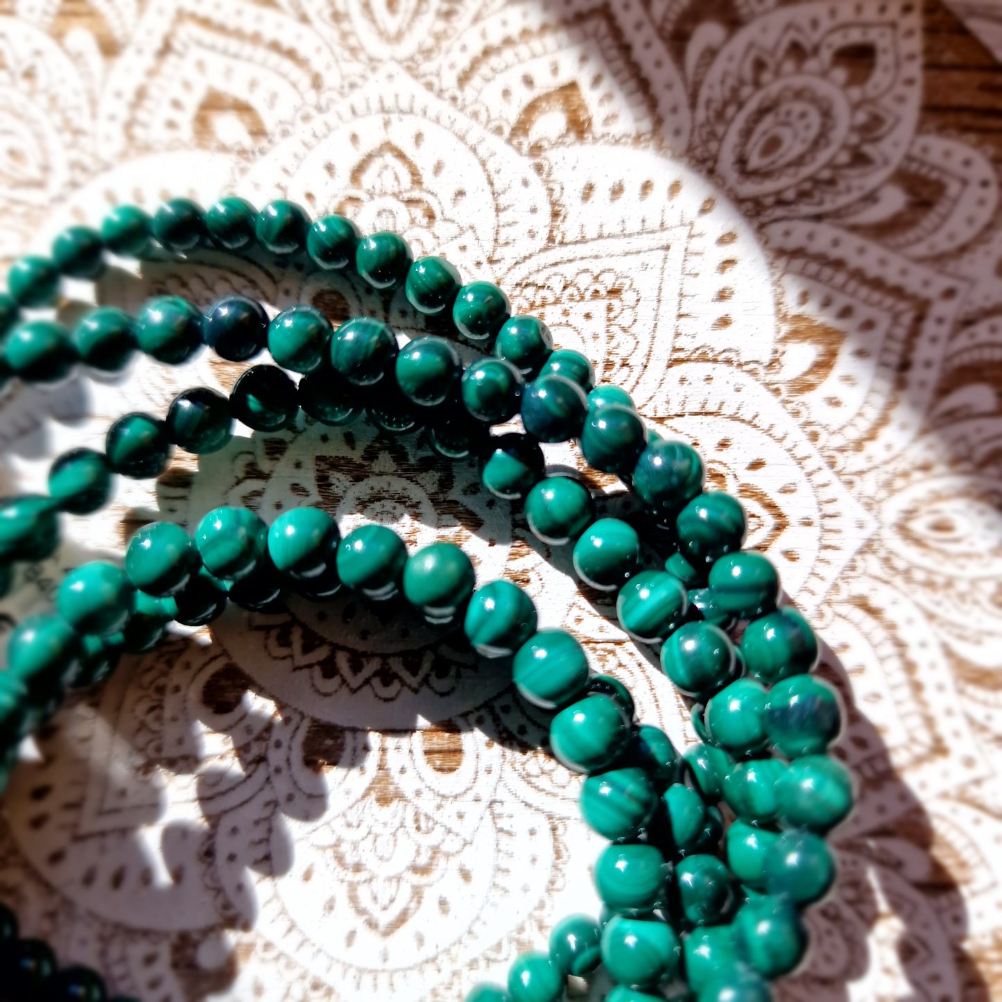 Pulsera de Malaquita 4mm - Energía y Transformación