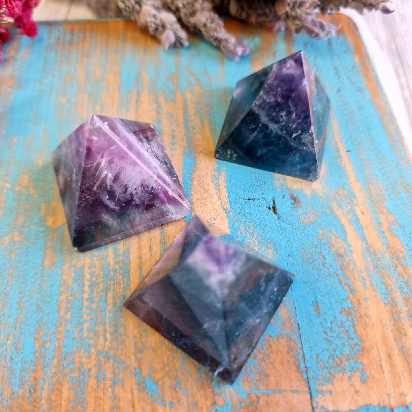 Pirámide de Fluorita ~ Equilibrio y Energía Protectora