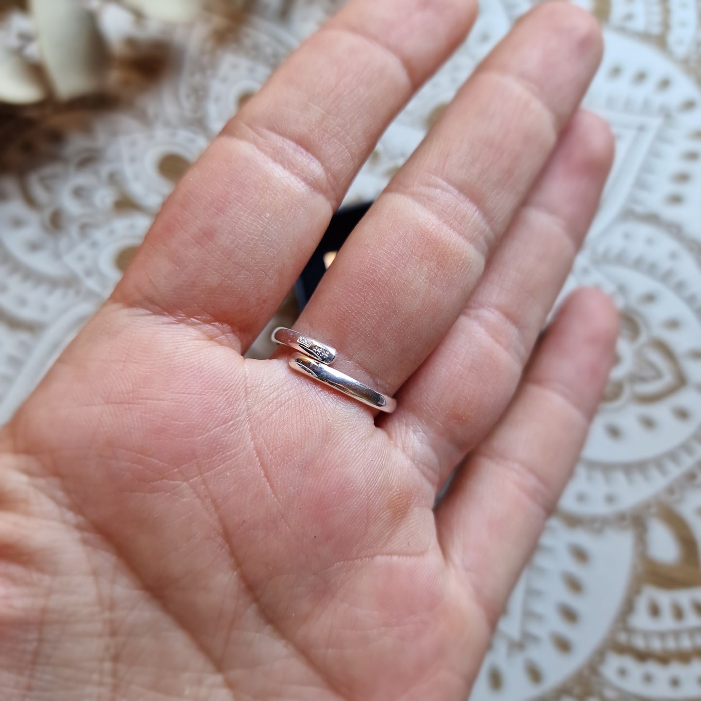 Anillo ajustable de Plata de Ley 925 con Rodocrosita ~ Amor propio y dulzura del corazón