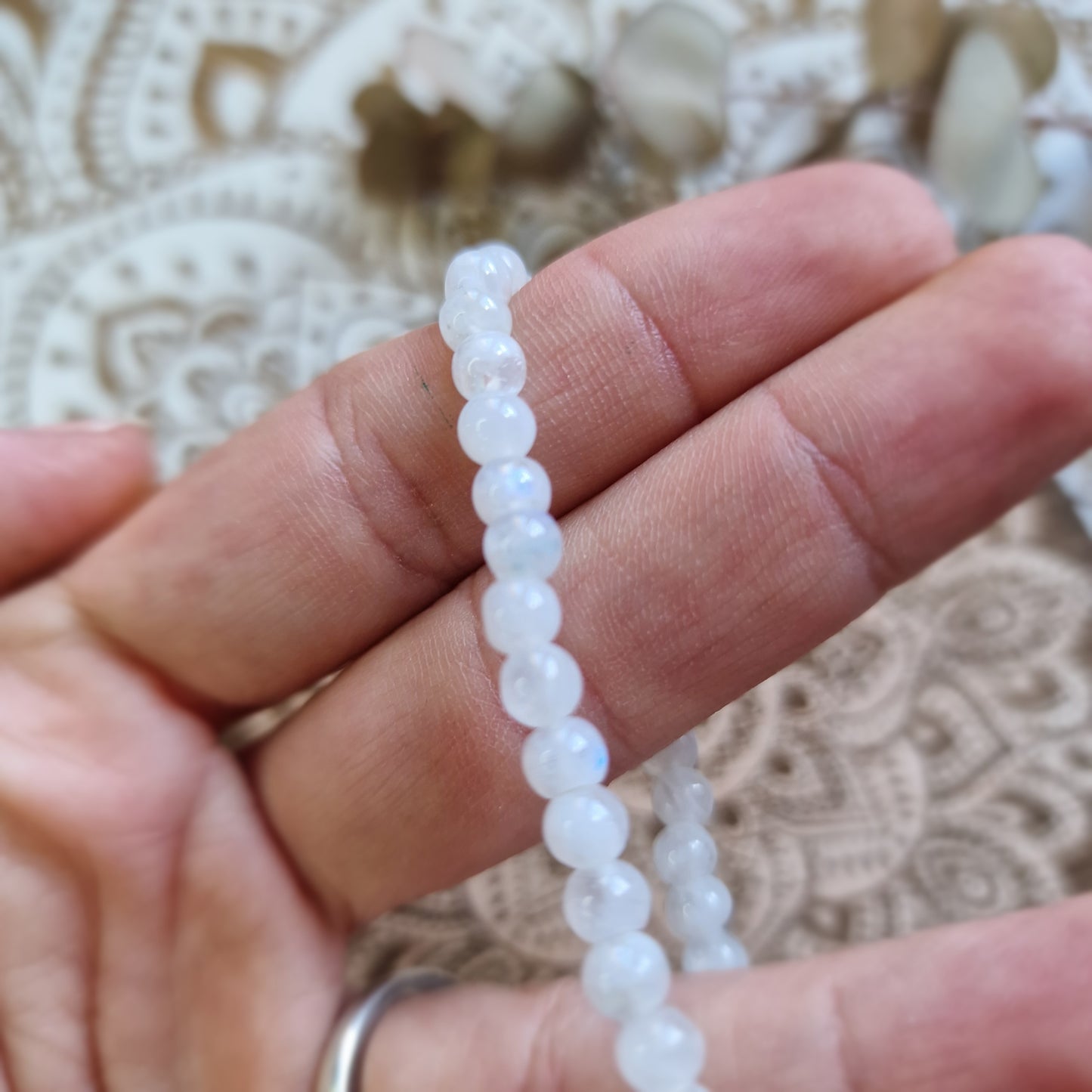 Pulsera Piedra Luna ~ Energía Femenina ~ 4 y 6 mm