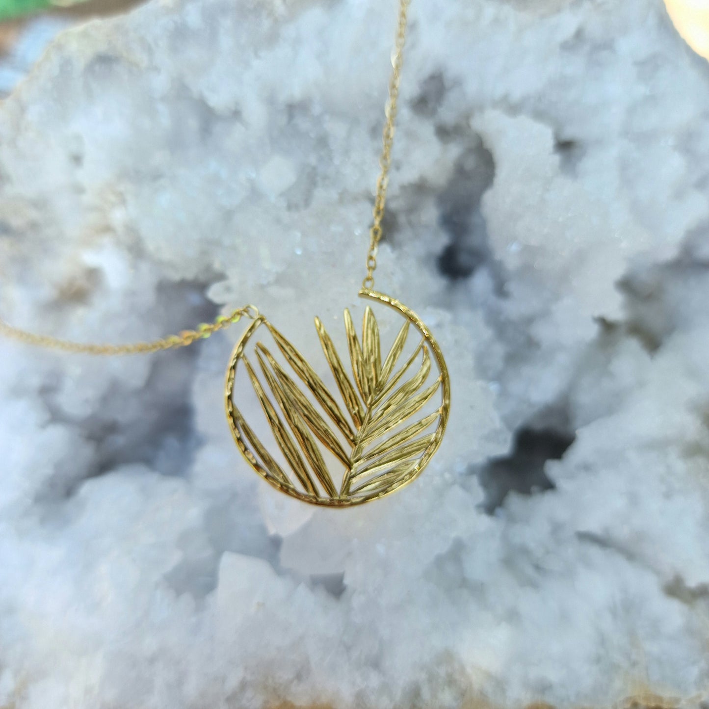 Colgante de acero, Hojas Doradas ~ Naturaleza, Ciclos y Renacimiento