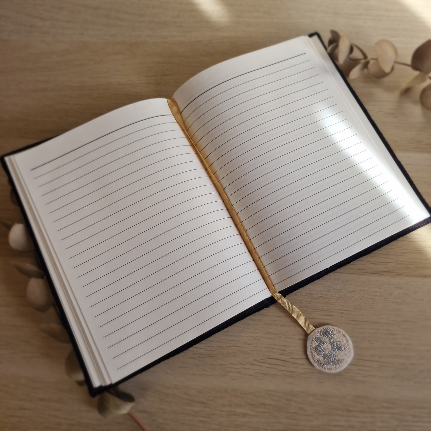 🌙 Cuaderno de Terciopelo FASE LUNAR ~ Ciclos, Intención y Renovación