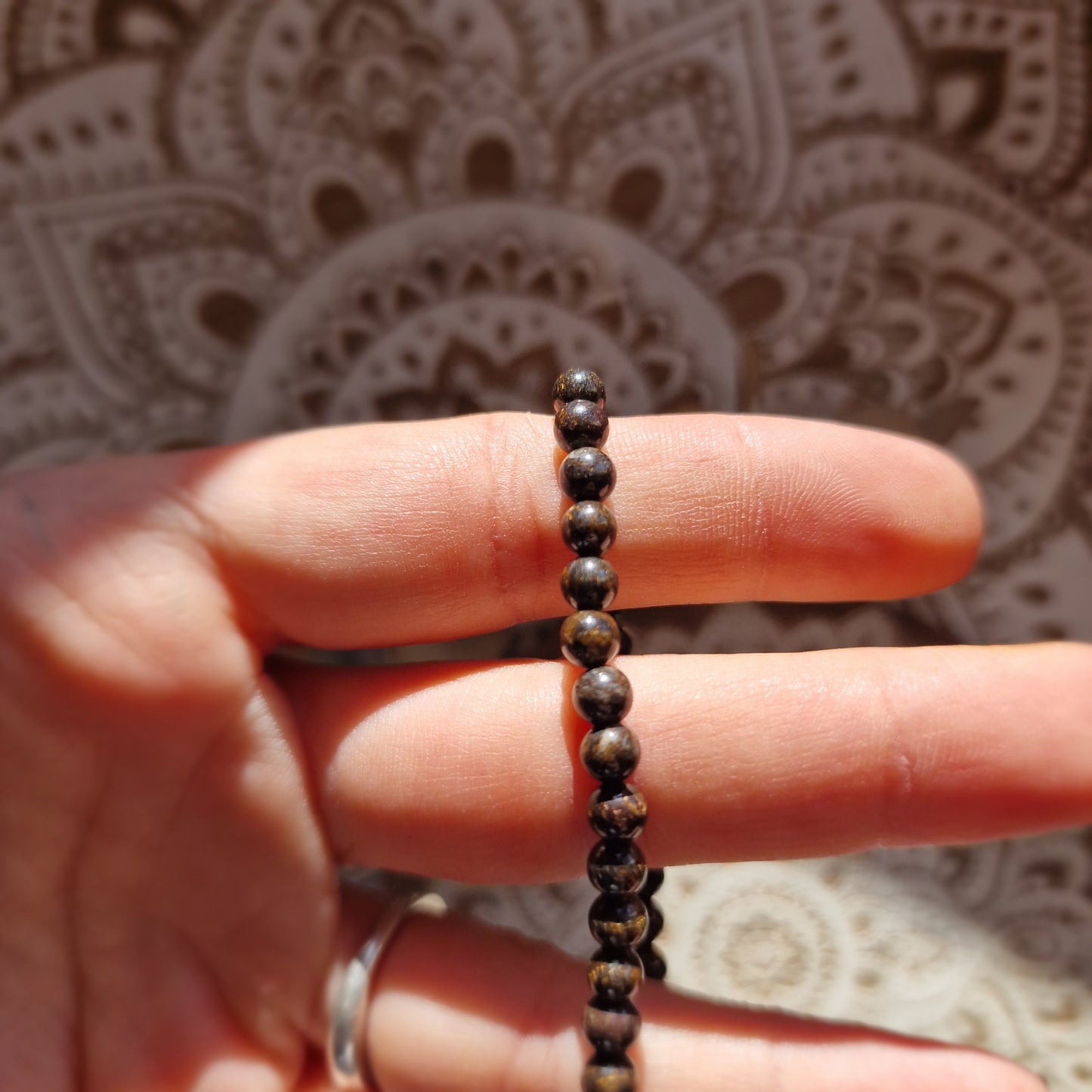 Pulsera Broncita ~ Armonía y Claridad Interior ~ 4 mm