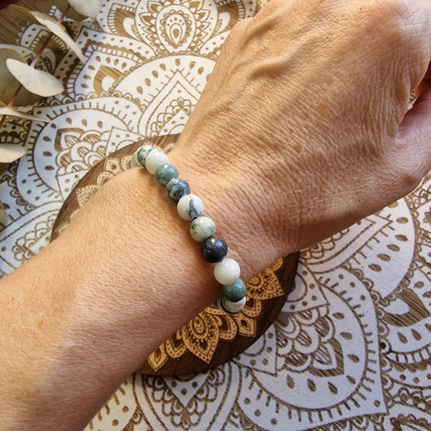 Pulsera de Ágata Árbol ~ Equilibrio y Crecimiento Interior ~ 6 mm.