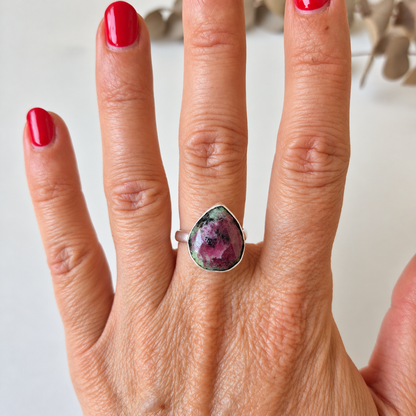 Anillo Plata de Ley - Zoisita con Rubí