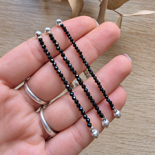 Pulsera ajustable de Turmalina Negra facetada