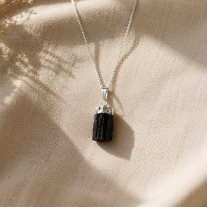 Colgante de Turmalina Negra Natural ~ Protección y equilibrio energético