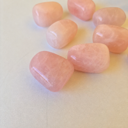 Cuarzo Rosa Rodado ~ Amor y equilibrio emocional