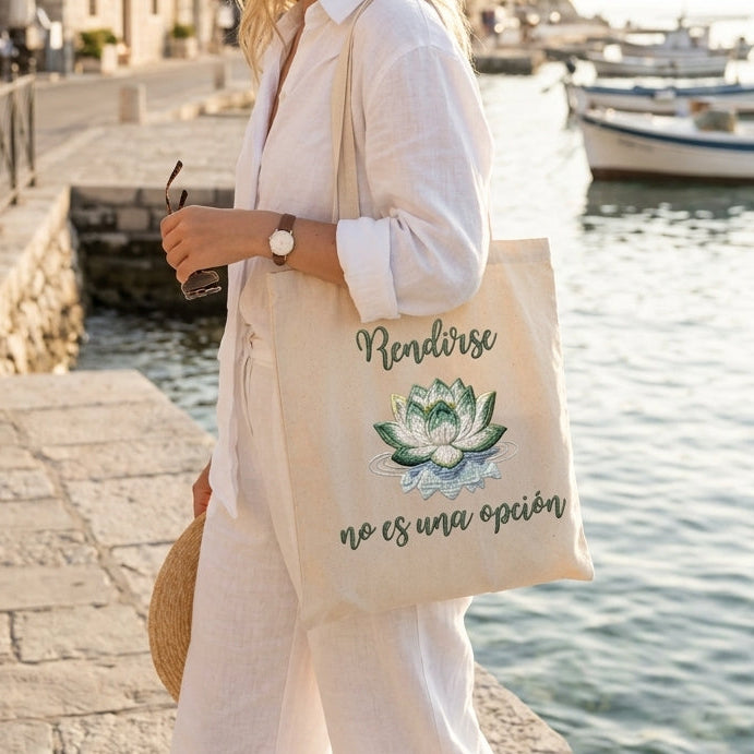 Tote Bag ~ Rendirse no es una opción ~ Efecto Bordado