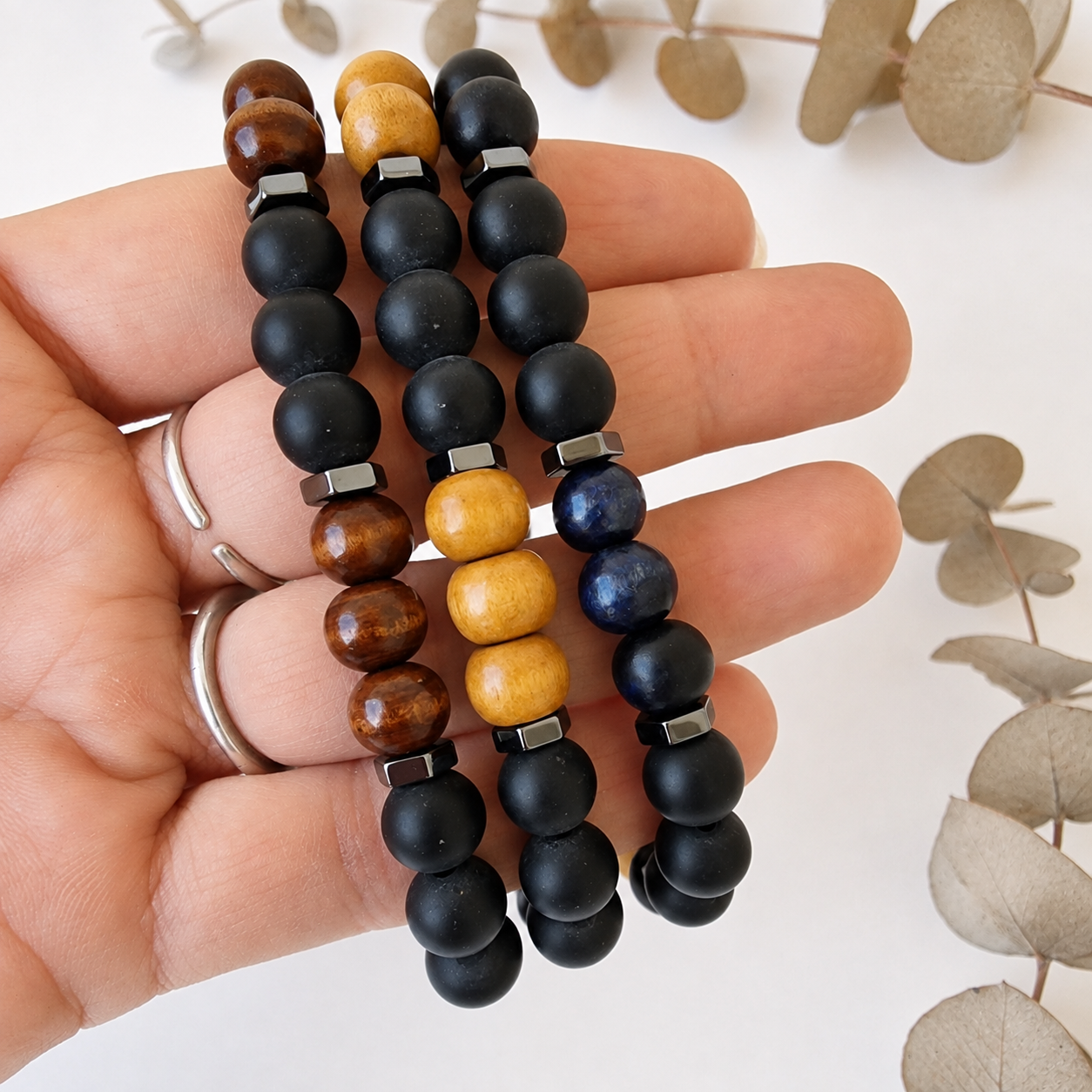 Pulsera Ajustable de Shungite, Hematite y Madera