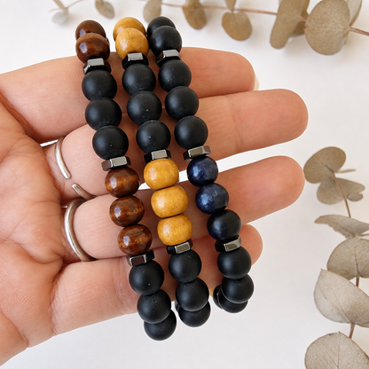 Pulsera Ajustable de Shungite, Hematite y Madera