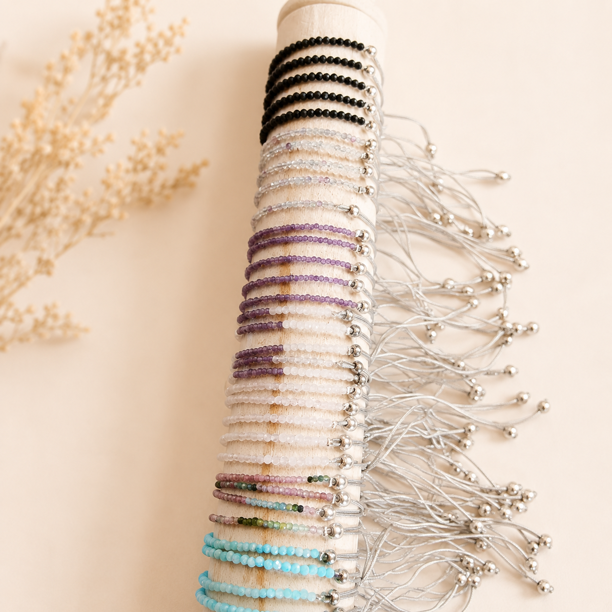 Pulsera ajustable de minerales facetados