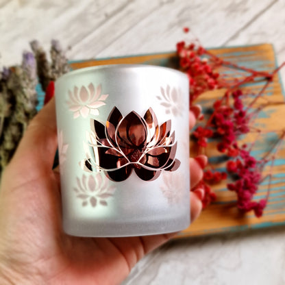 Portavelas Flor de Loto - Elegancia y calidez para tu espacio