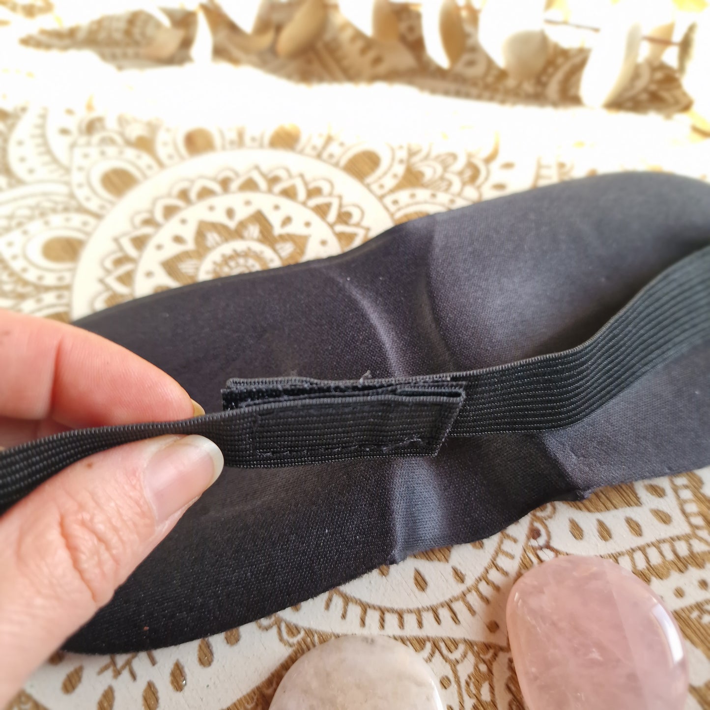 Antifaz de Relajación Ocular con Cuarzo Rosa