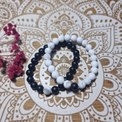 Pulsera Ying Yang de Magnesita y Obsidiana – Unión y Equilibrio
