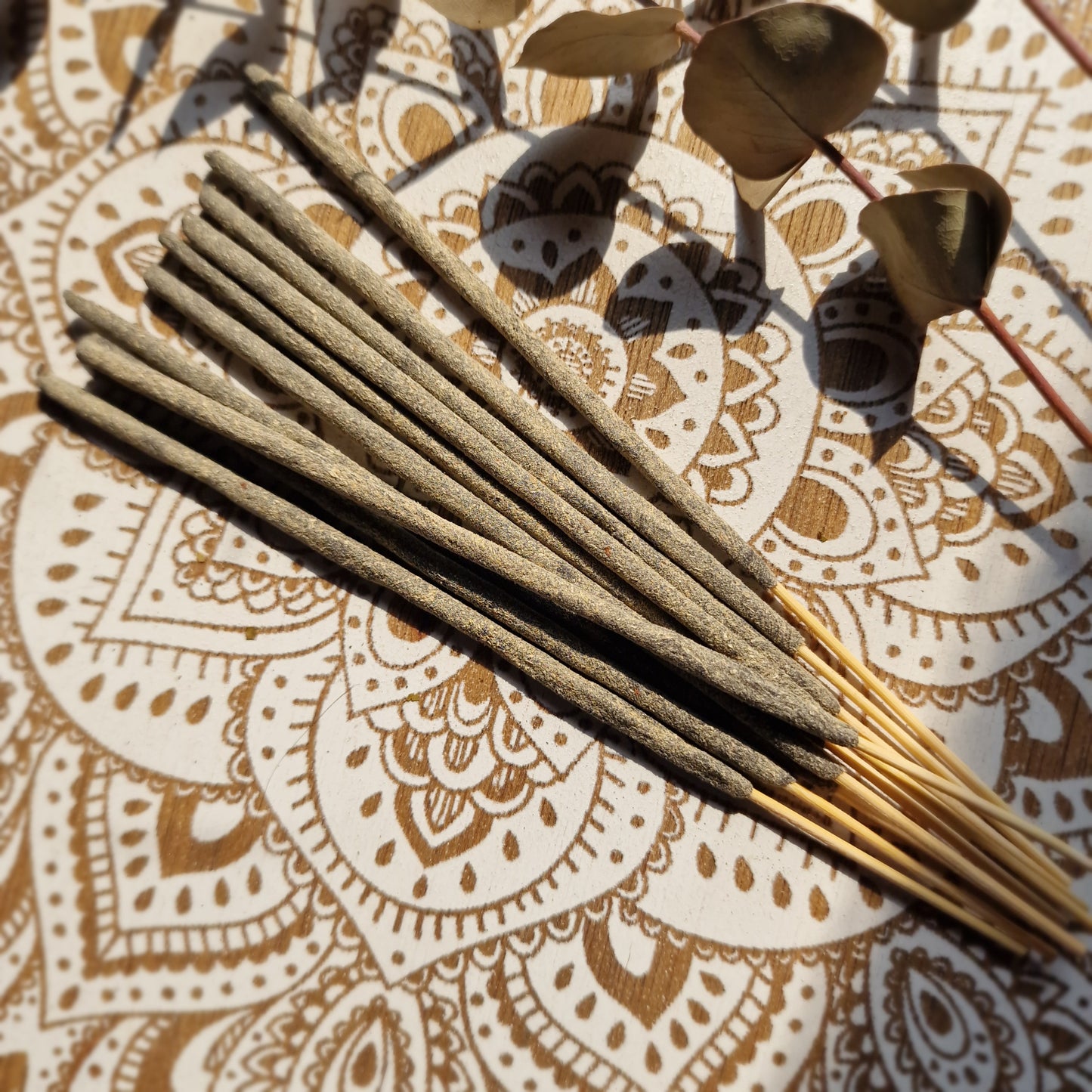 Incienso natural de  Palo Santo y Yagra ~ Prosperidad