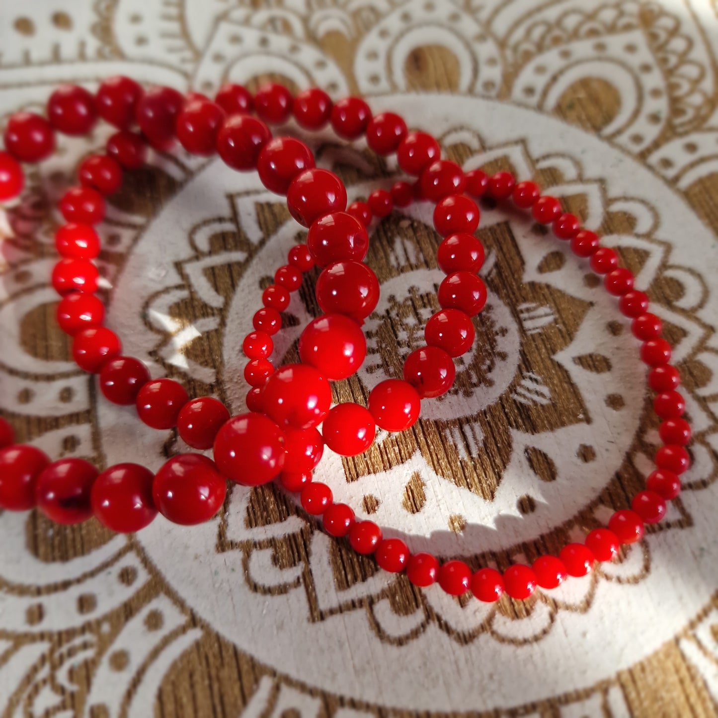 Pulsera de Coral Bambú ~ Impulso Vital ~ 4, 6 y 8mm. (Teñido)