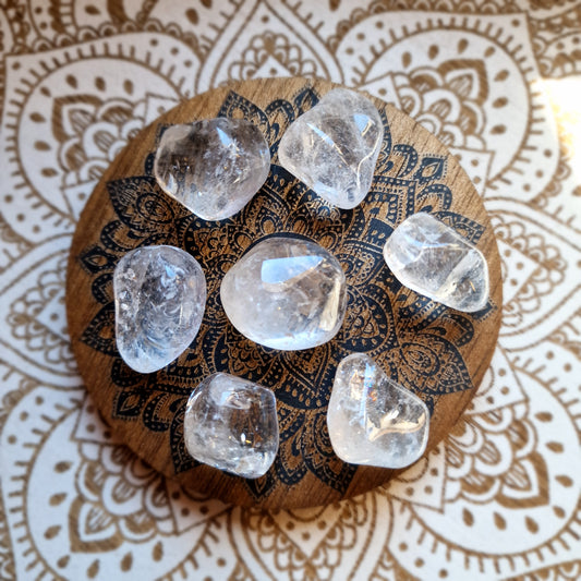 Rodado de Cuarzo Cristal ~ Claridad y Energía Pura