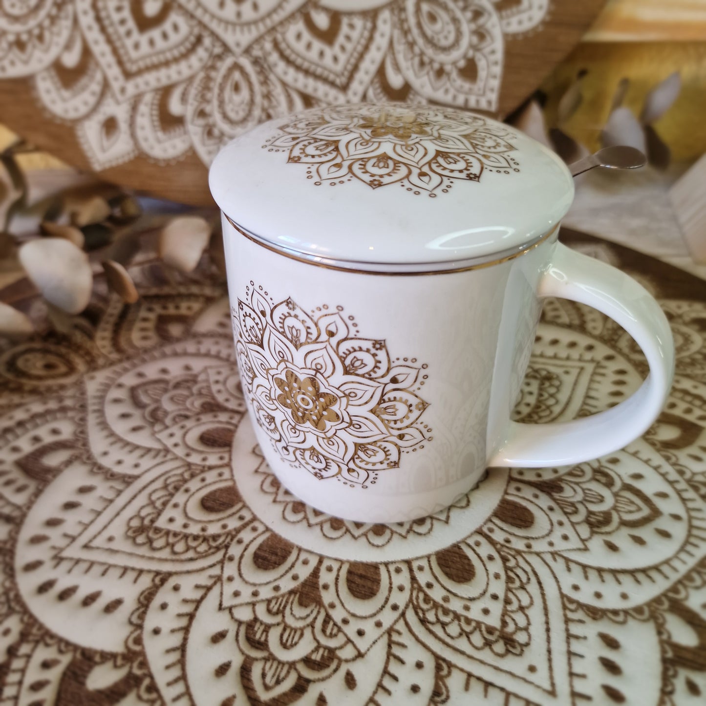 🌟 Taza de Té Mandala Dorado ~ Ritual de calma y armonía 🌟