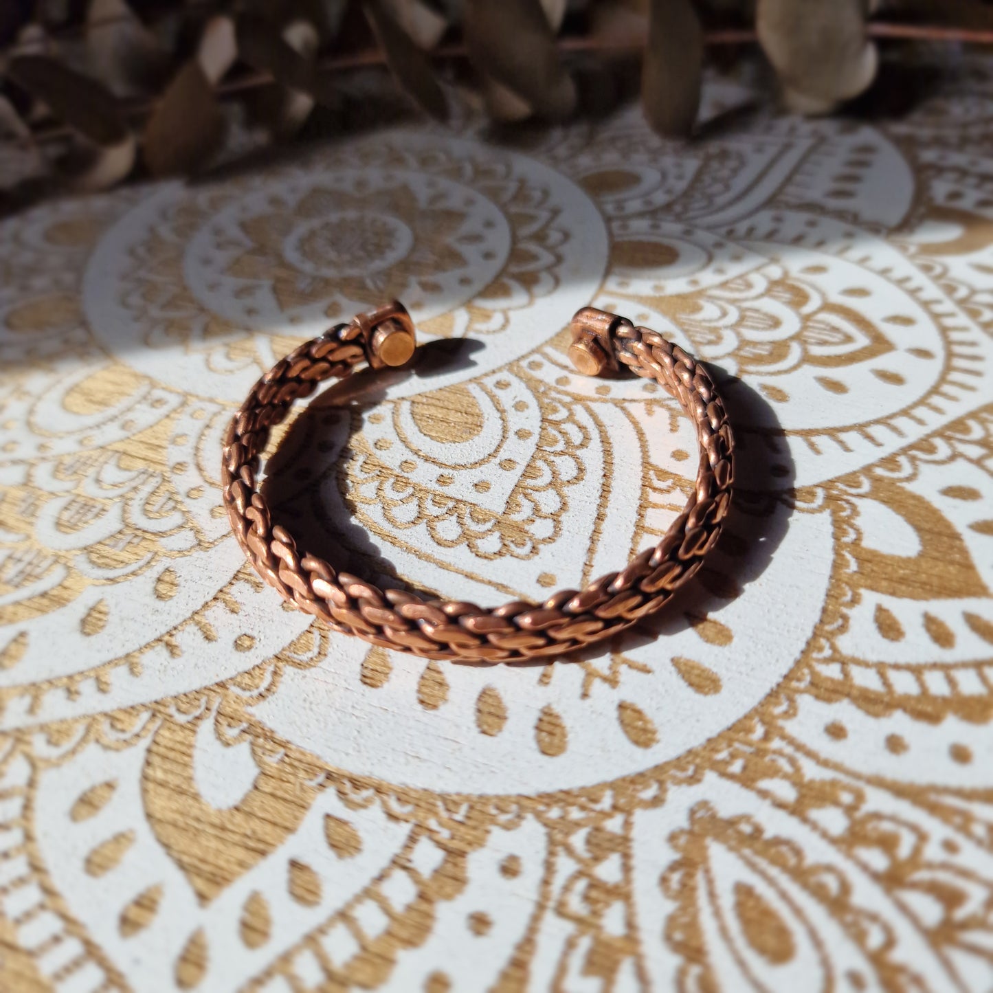Brazalete Trenzado de Cobre con Imanes ~ Equilibrio y Energía en tu Día a Día