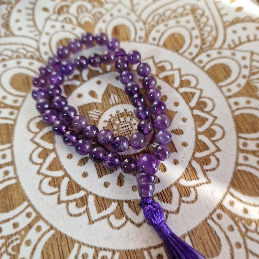 Japa Mala de Amatista 45 ~ Calma Mental y Claridad Interior