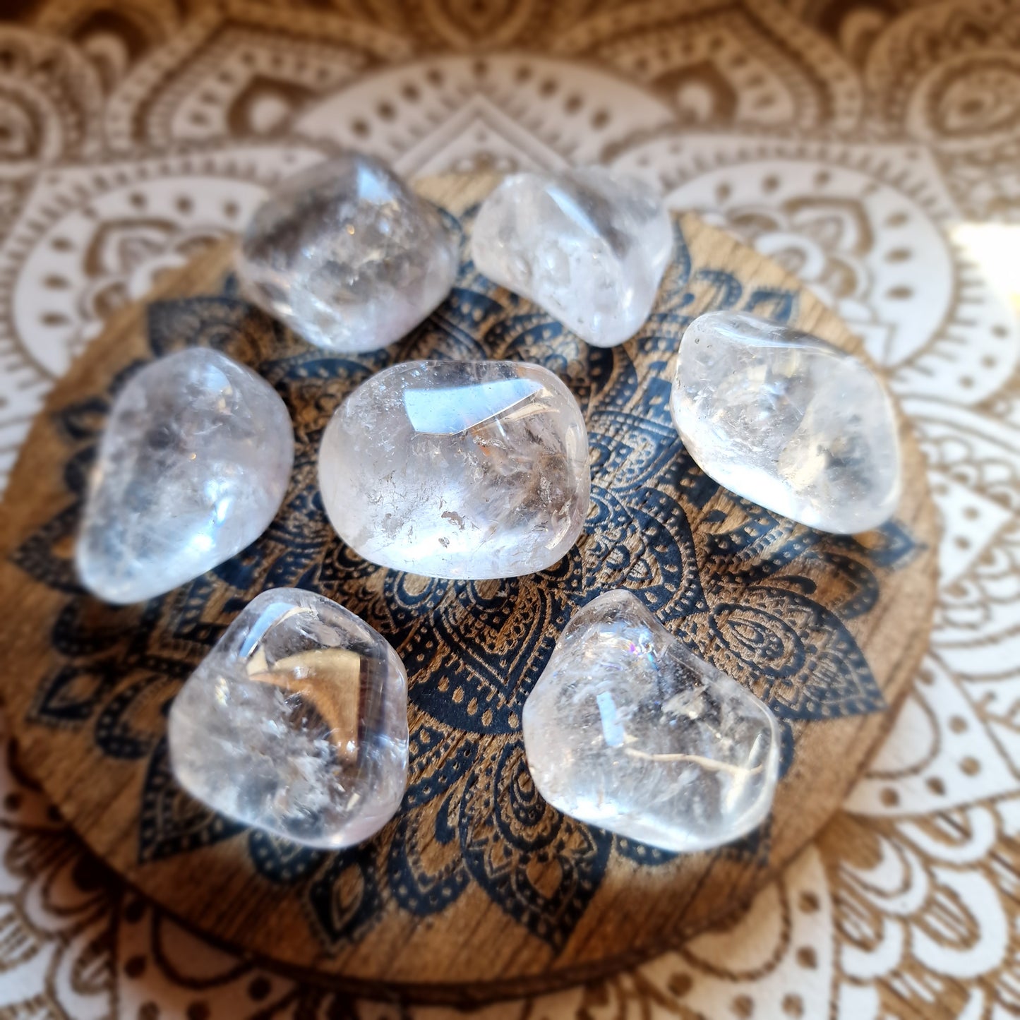 Rodado de Cuarzo Cristal ~ Claridad y Energía Pura
