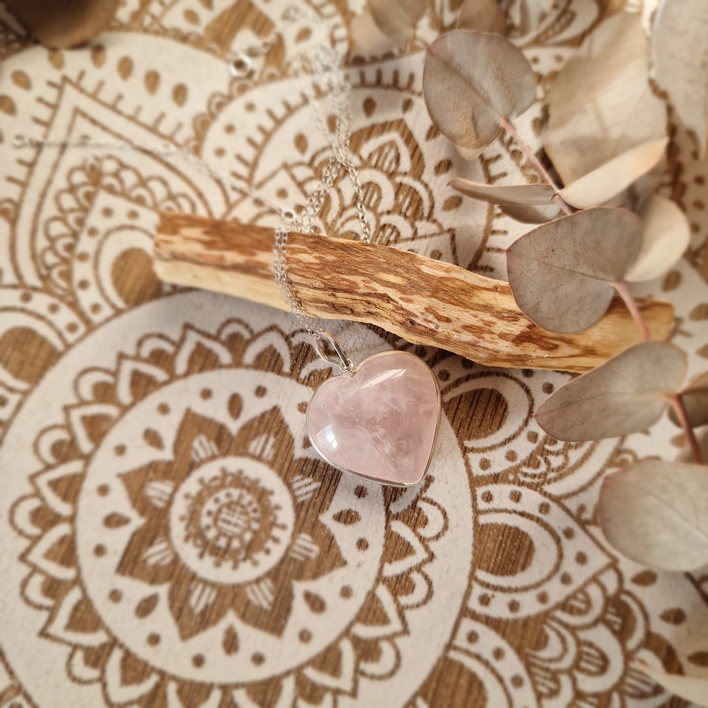 Colgante Cuarzo Rosa CORAZÓN ~ Amor y Armonía en Cada Detalle 💖