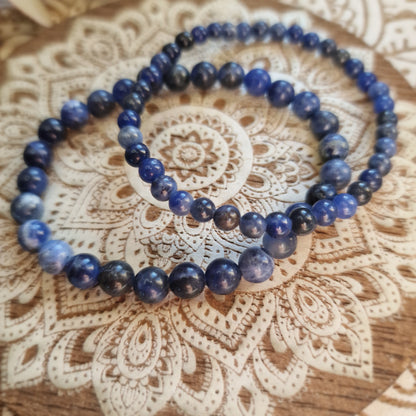 Pulsera Sodalita ~ Claridad Mental ~ 4 y 6 mm
