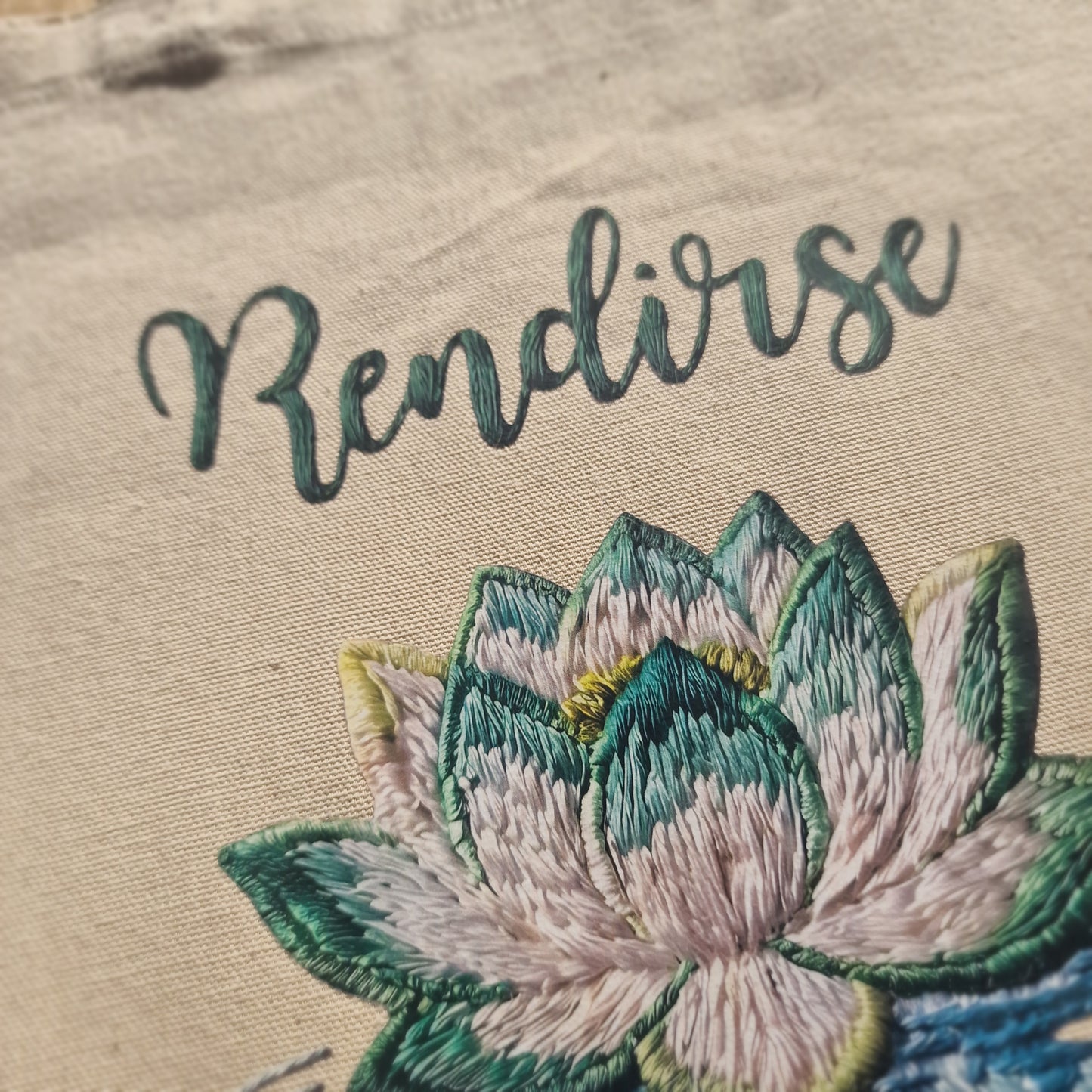 Tote Bag ~ Rendirse no es una opción ~ Efecto Bordado