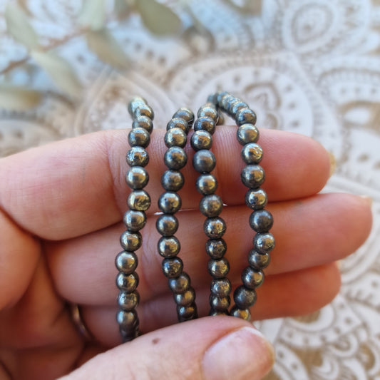 Pulsera de Pirita 4mm ~ Prosperidad y Protección
