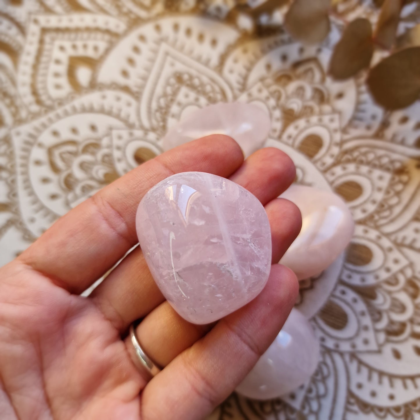 Cuarzo Rosa Rodado ~ Amor y equilibrio emocional