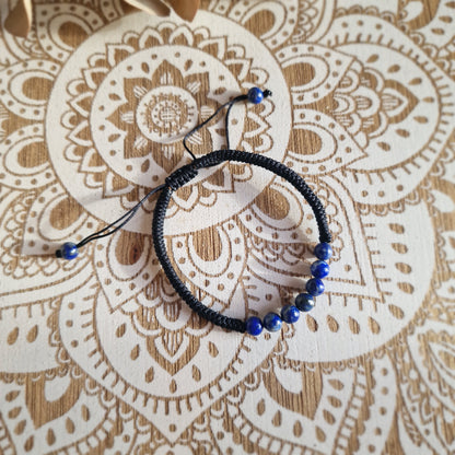 Pulsera Macramé de Lapislázuli (6 mm) ajustable ~ Sabiduría y expresión personal