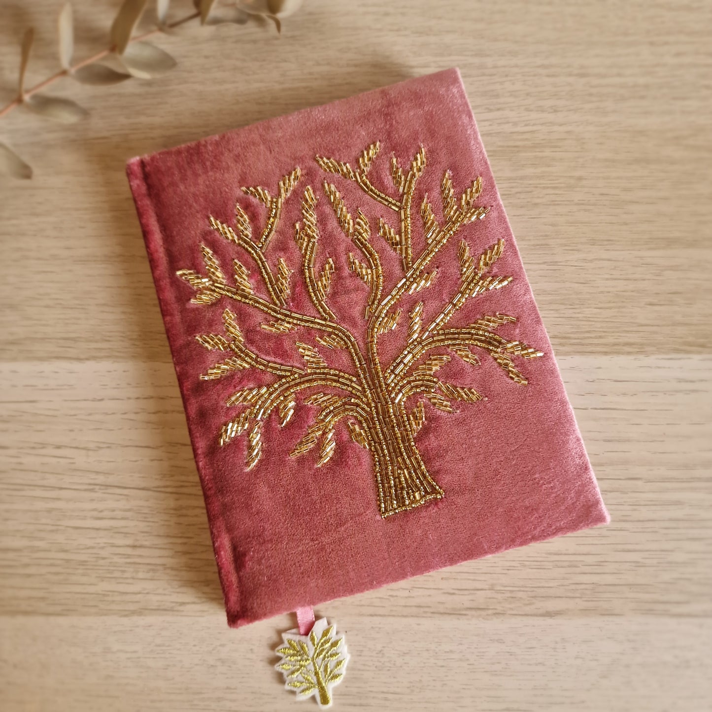 🌳 Cuaderno de Terciopelo Rosa ~ Árbol de la Vida Dorado