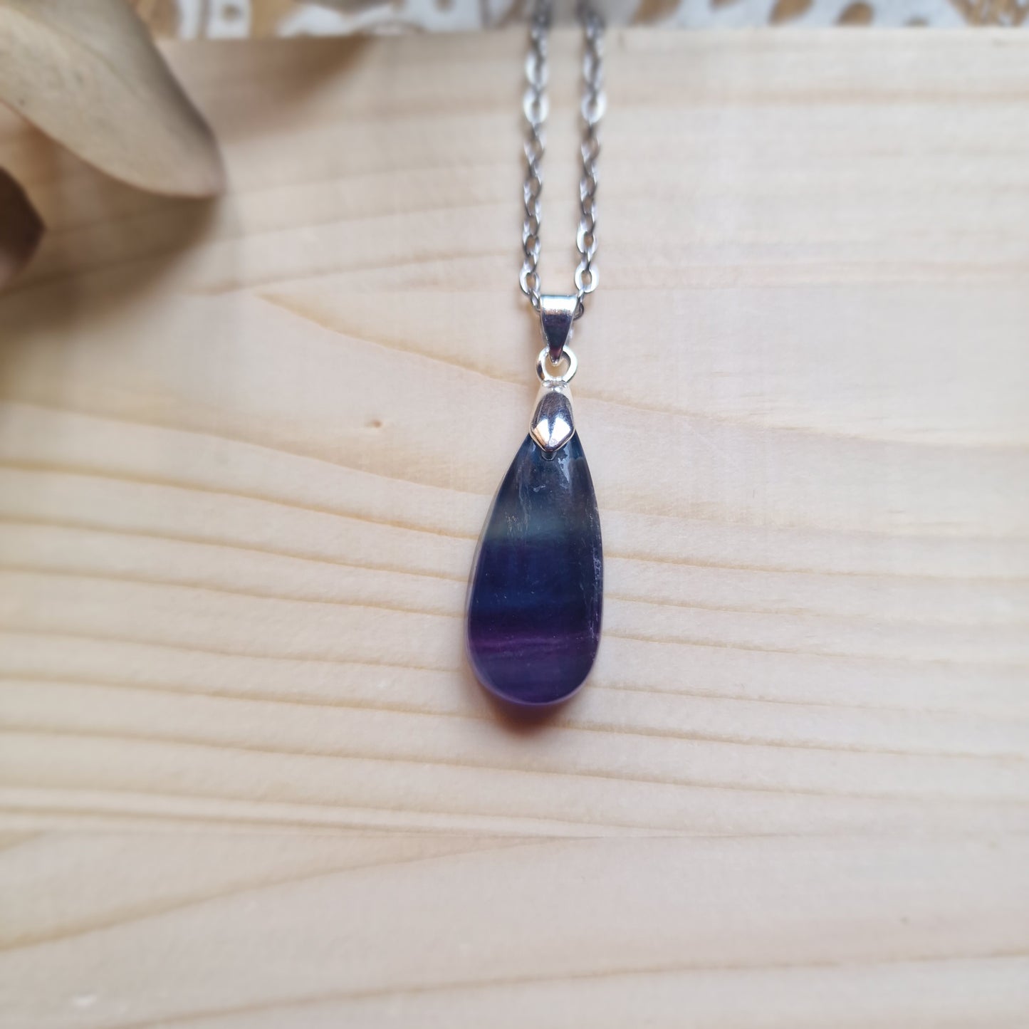 Colgante de Fluorita Natural ~ Claridad y Equilibrio