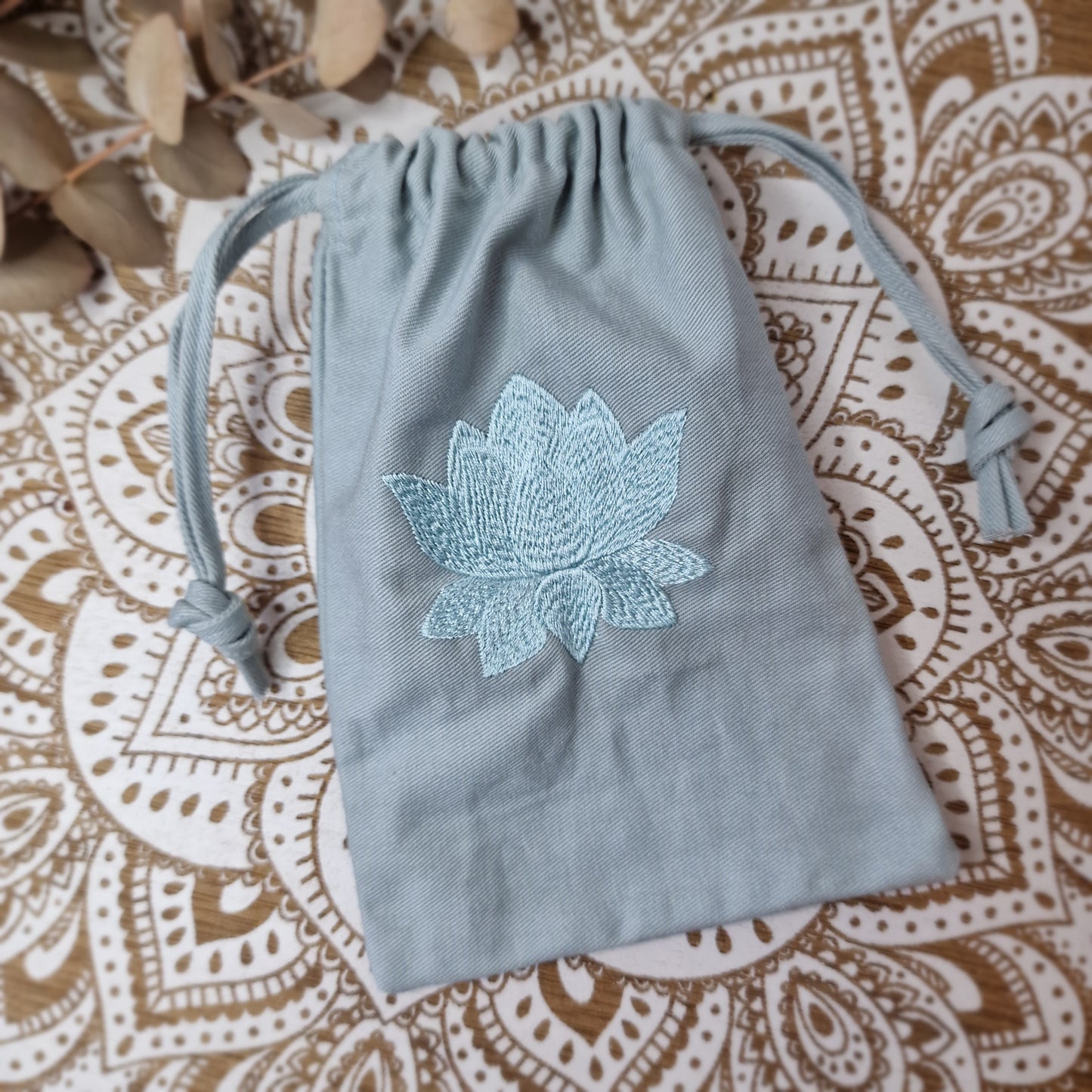 Bolsa de Algodón Orgánico con Flor de Loto ~ Calma y Simbolismo
