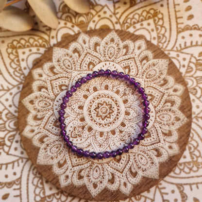 Pulsera Amatista ~ Serenidad y Calma ~ 4 ,6 y 8mm