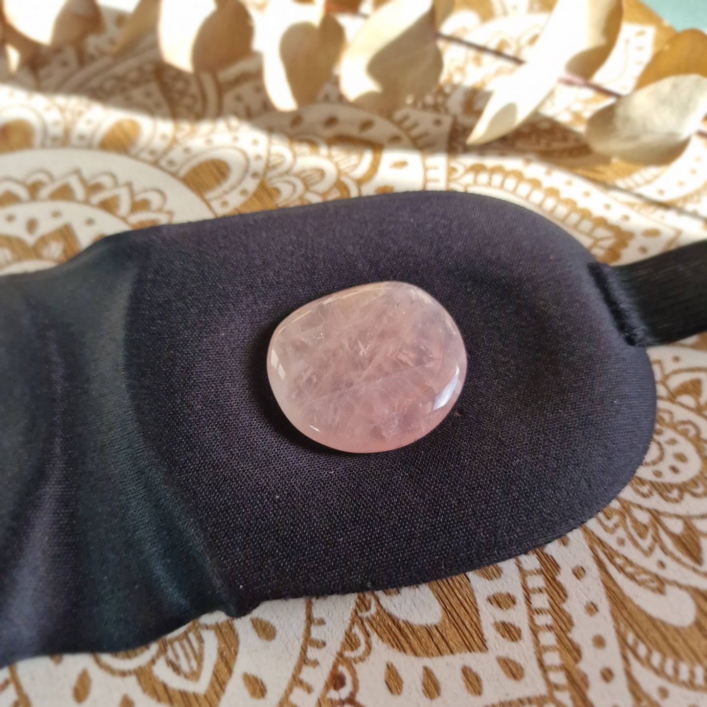 Antifaz de Relajación Ocular con Cuarzo Rosa