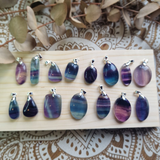 Colgante de Fluorita Natural ~ Claridad y Equilibrio